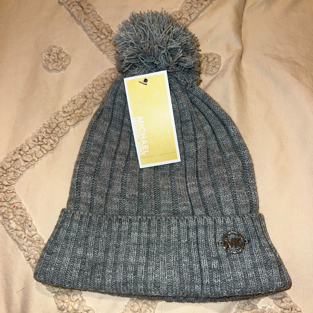 Michael Kors hat